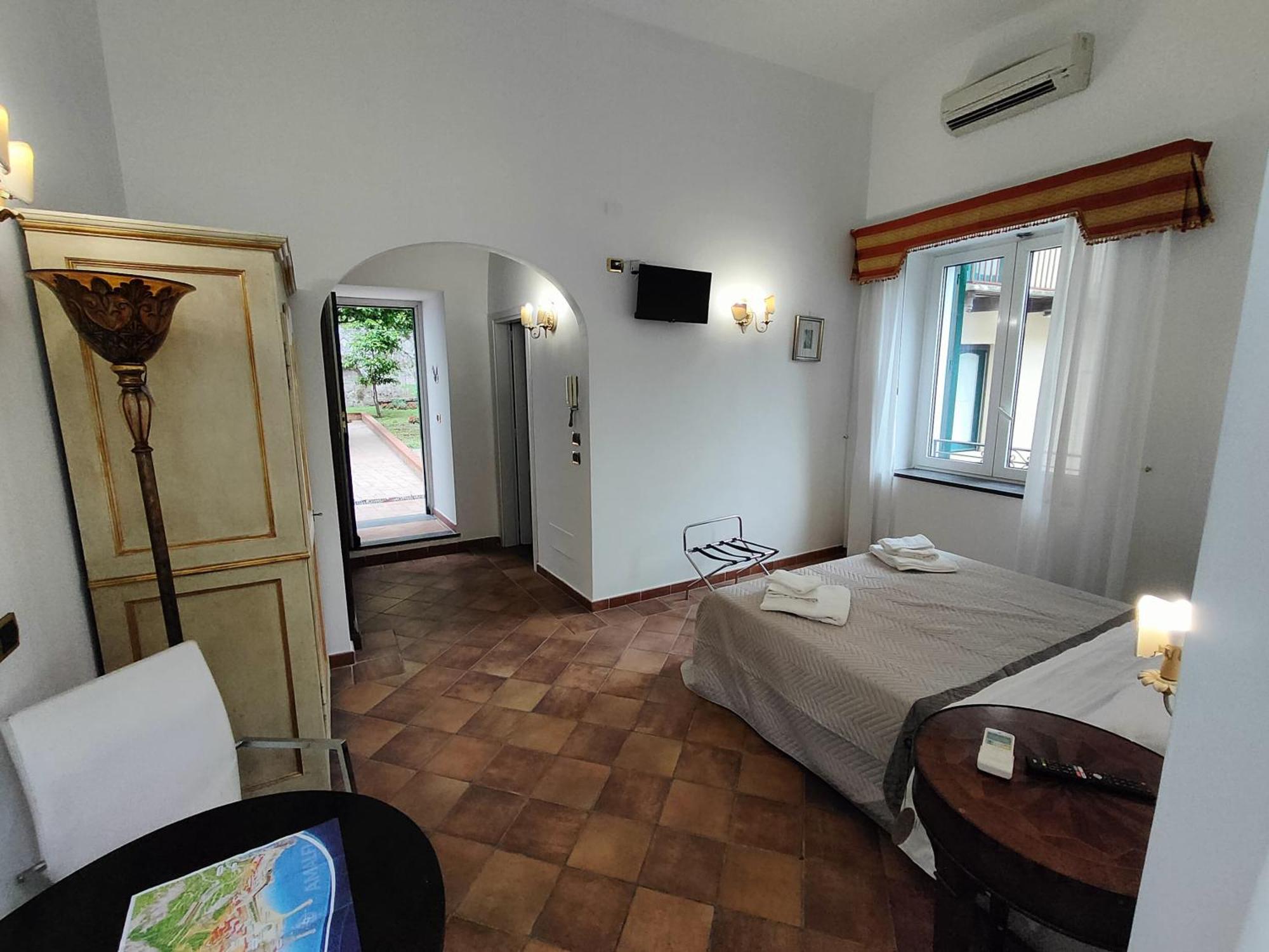 Androsa Apartments อามาลฟี ภายนอก รูปภาพ